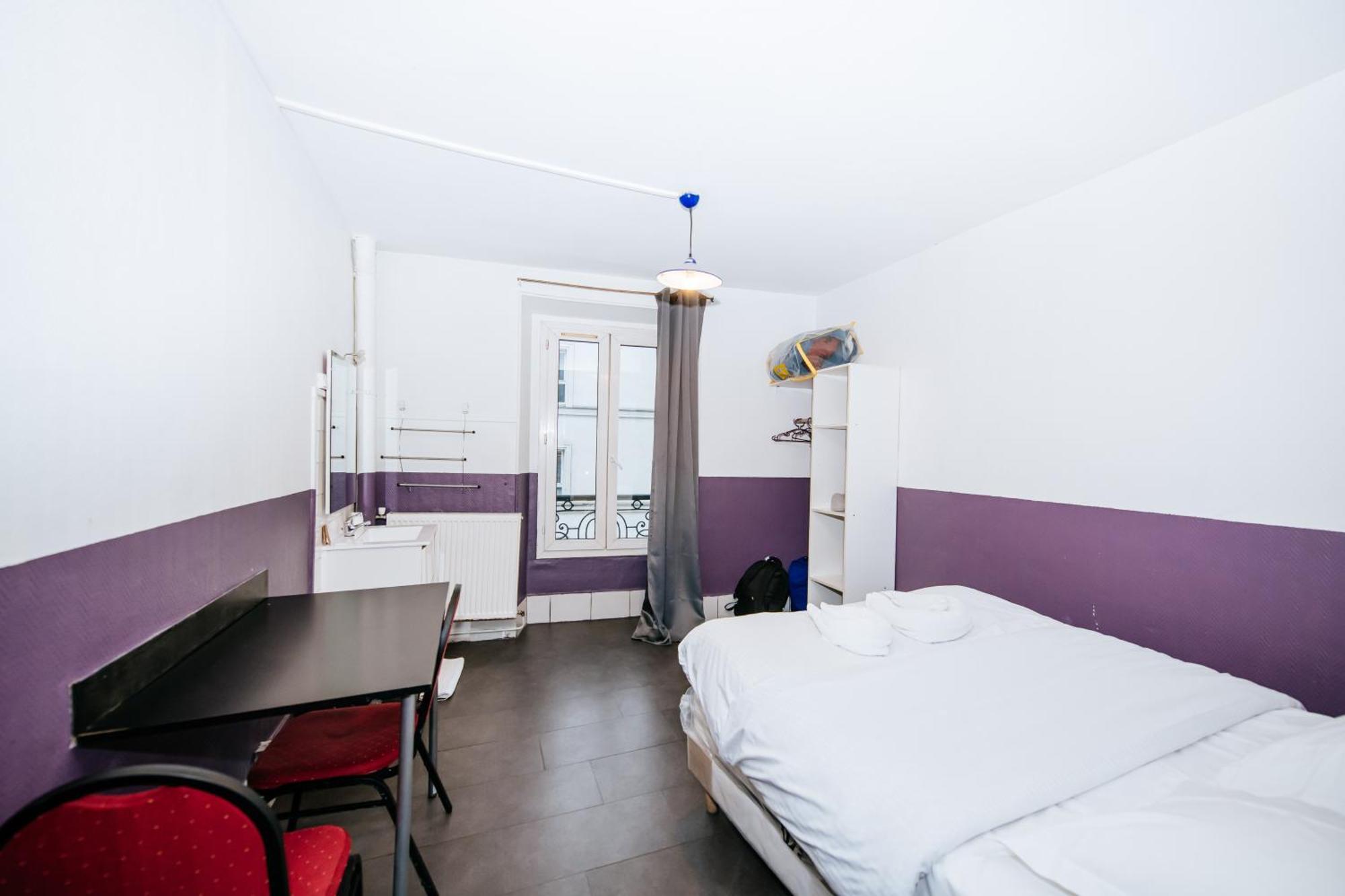 Hotel De La Poste 3*