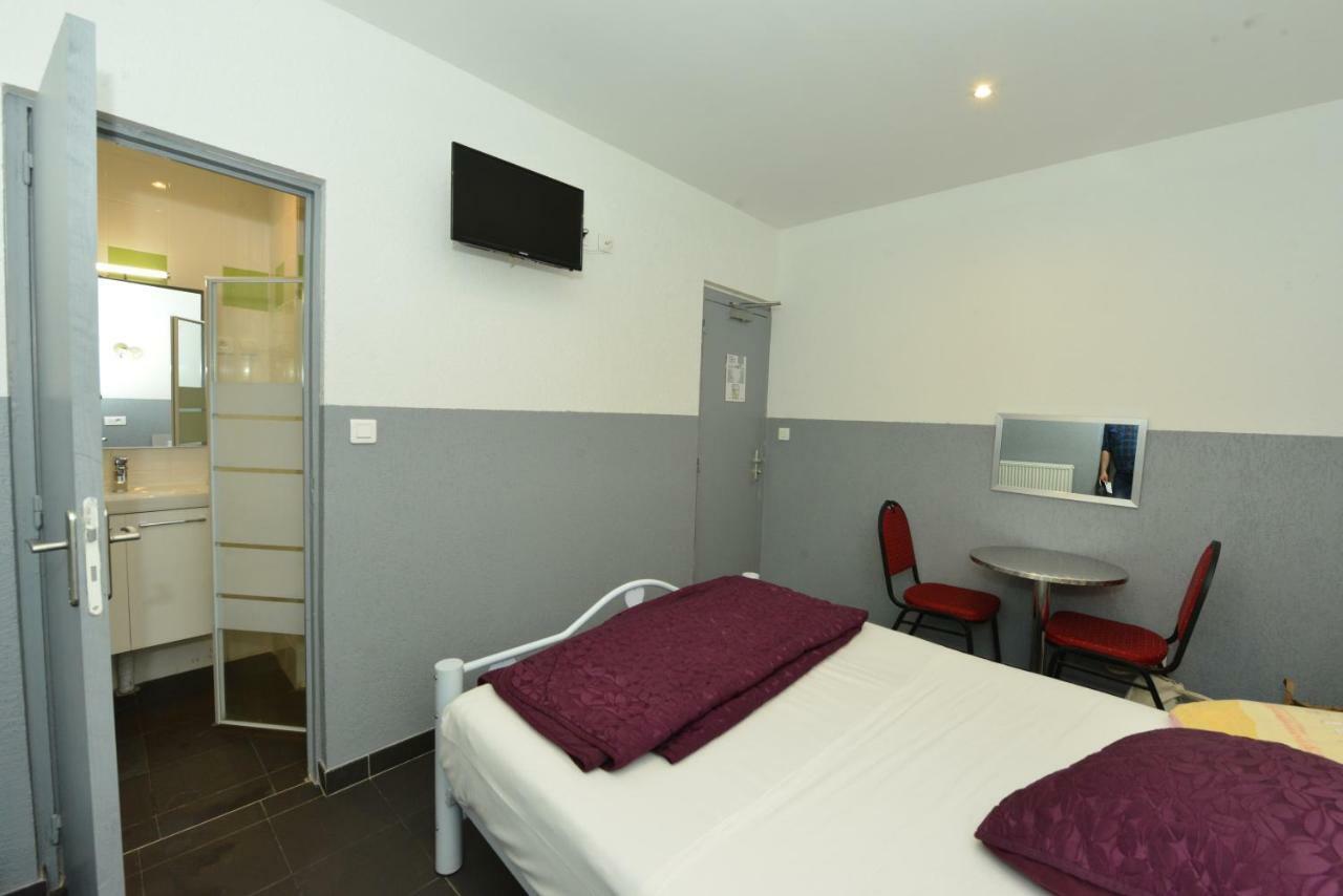 De La Poste 3* Paris